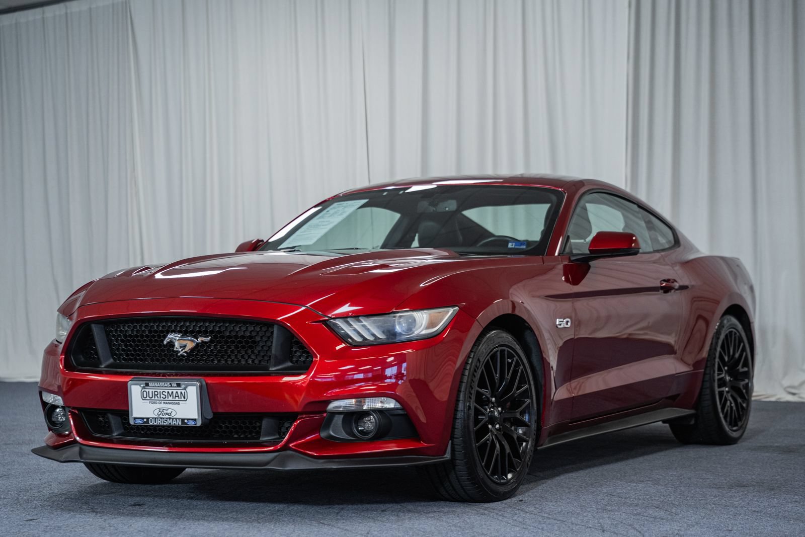Used 2017 Ford Mustang GT Premium w/ GT Performance Package RWD image 3
