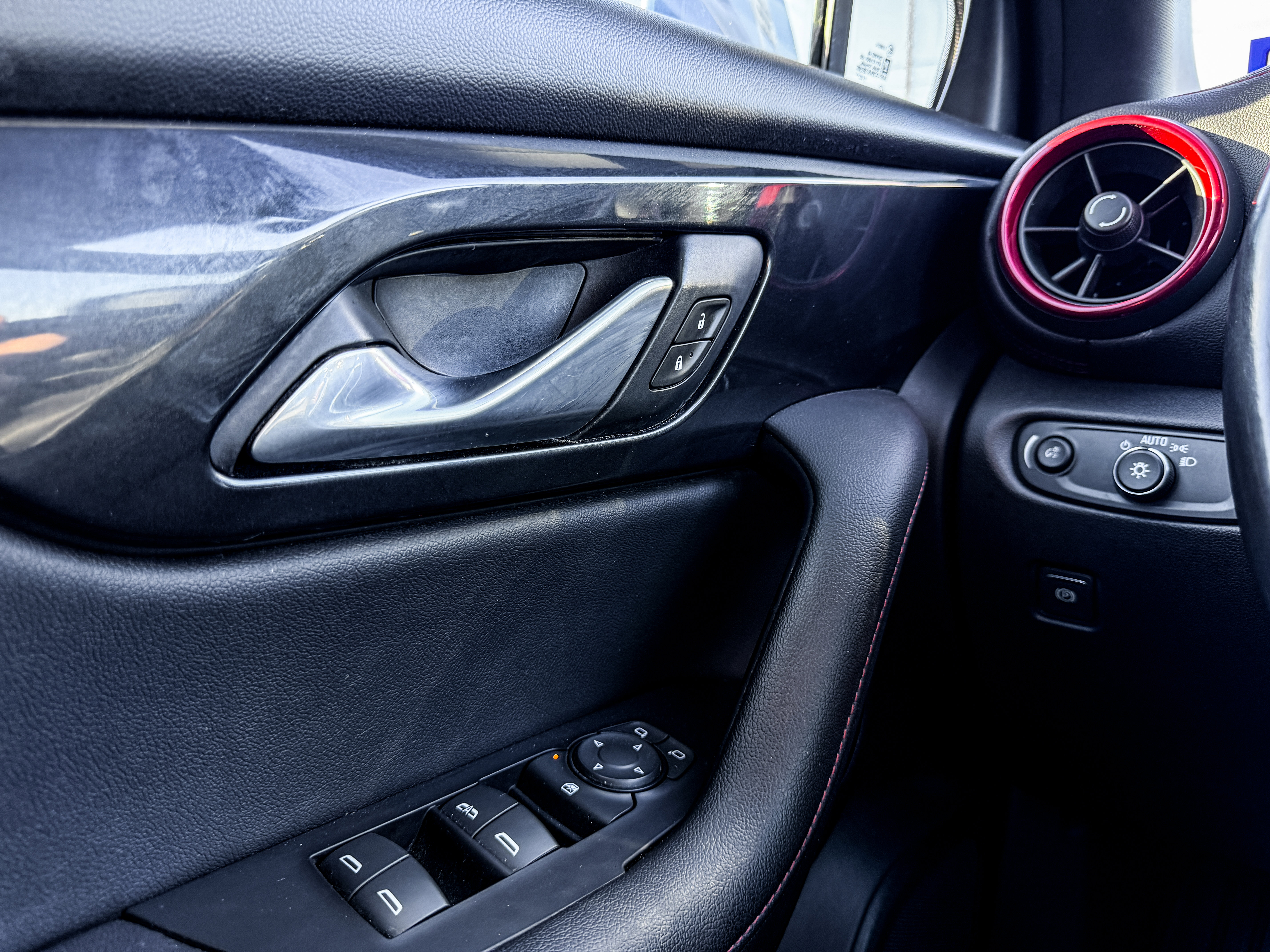 Certified 2020 Chevrolet Blazer RS image 13