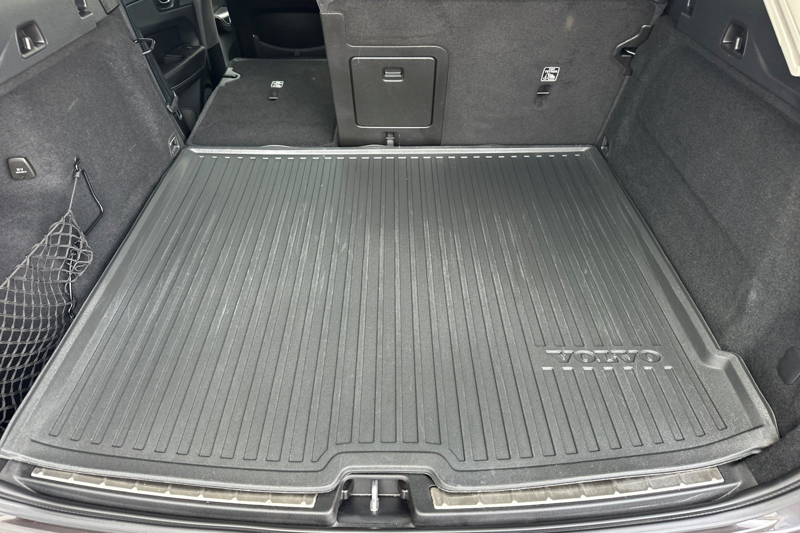 Certified 2023 Volvo XC60 B5 Ultimate AWD/4WD image 17