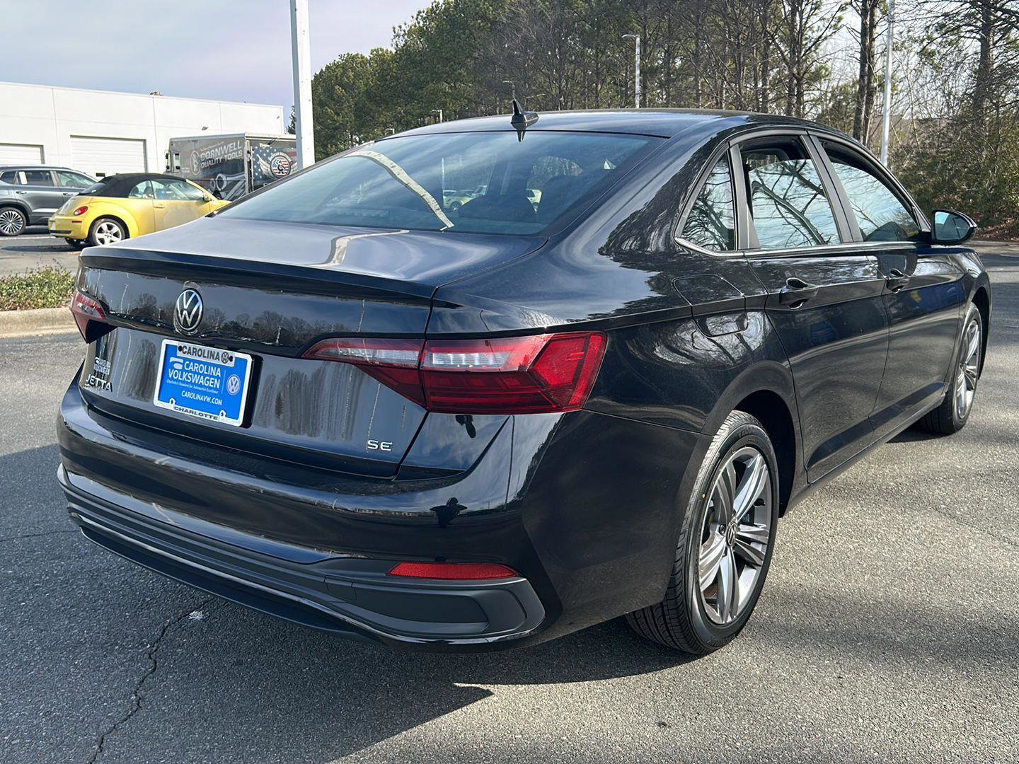 Used 2024 Volkswagen Jetta SE image 7