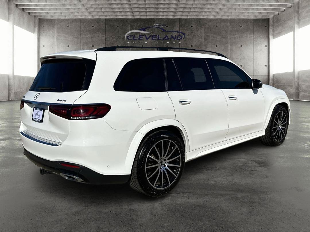 Used 2023 Mercedes-Benz GLS 450 4MATIC w/ AMG Line Exterior image 3