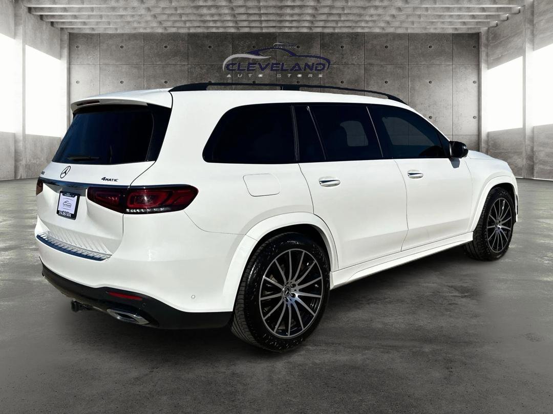 Used 2023 Mercedes-Benz GLS 450 4MATIC w/ AMG Line Exterior image 3