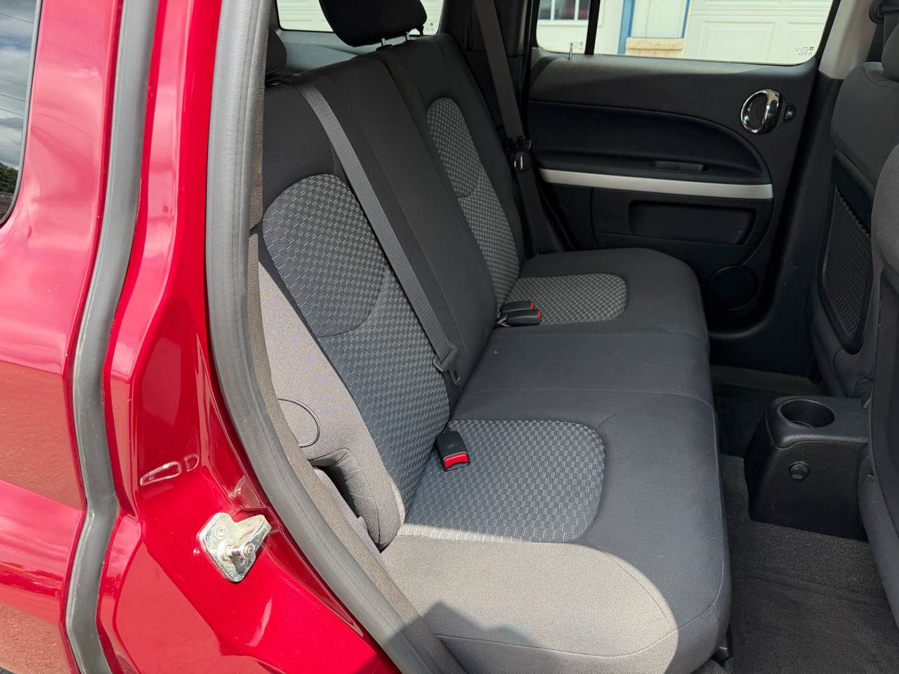Used 2007 Chevrolet HHR LS FWD image 16