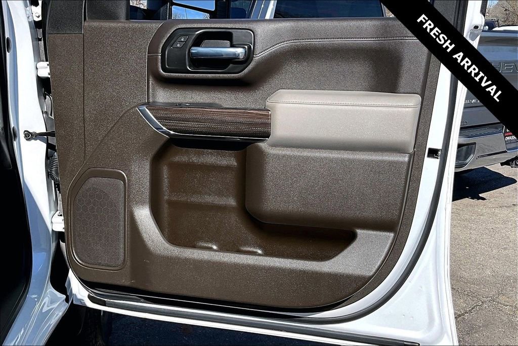 Used 2023 Chevrolet Silverado 3500 LT w/ Remote Start Package image 27