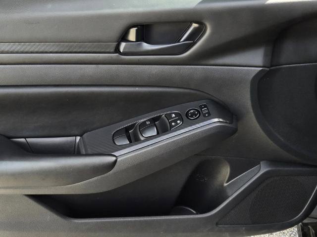 Certified 2024 Nissan Altima 2.5 S FWD image 14