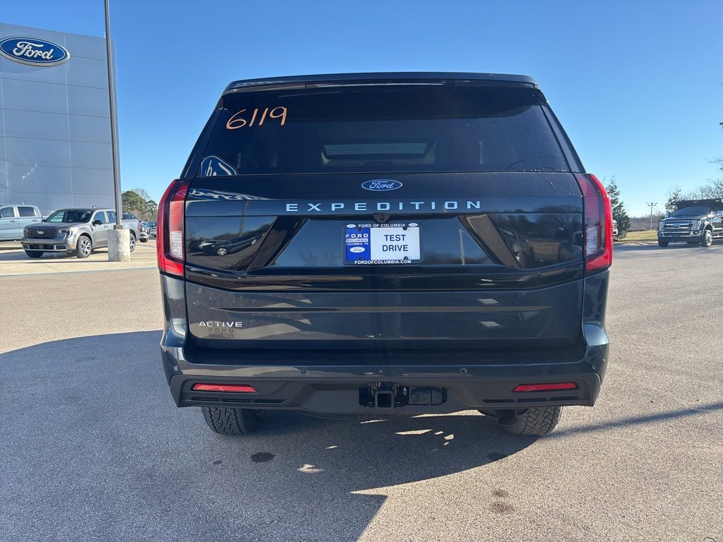 New 2026 Ford Expedition Active image 6