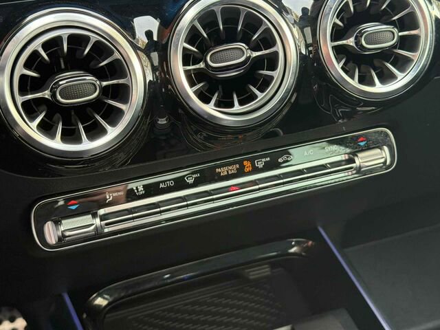 Used 2024 Mercedes-Benz GLA 35 AMG 4MATIC image 26