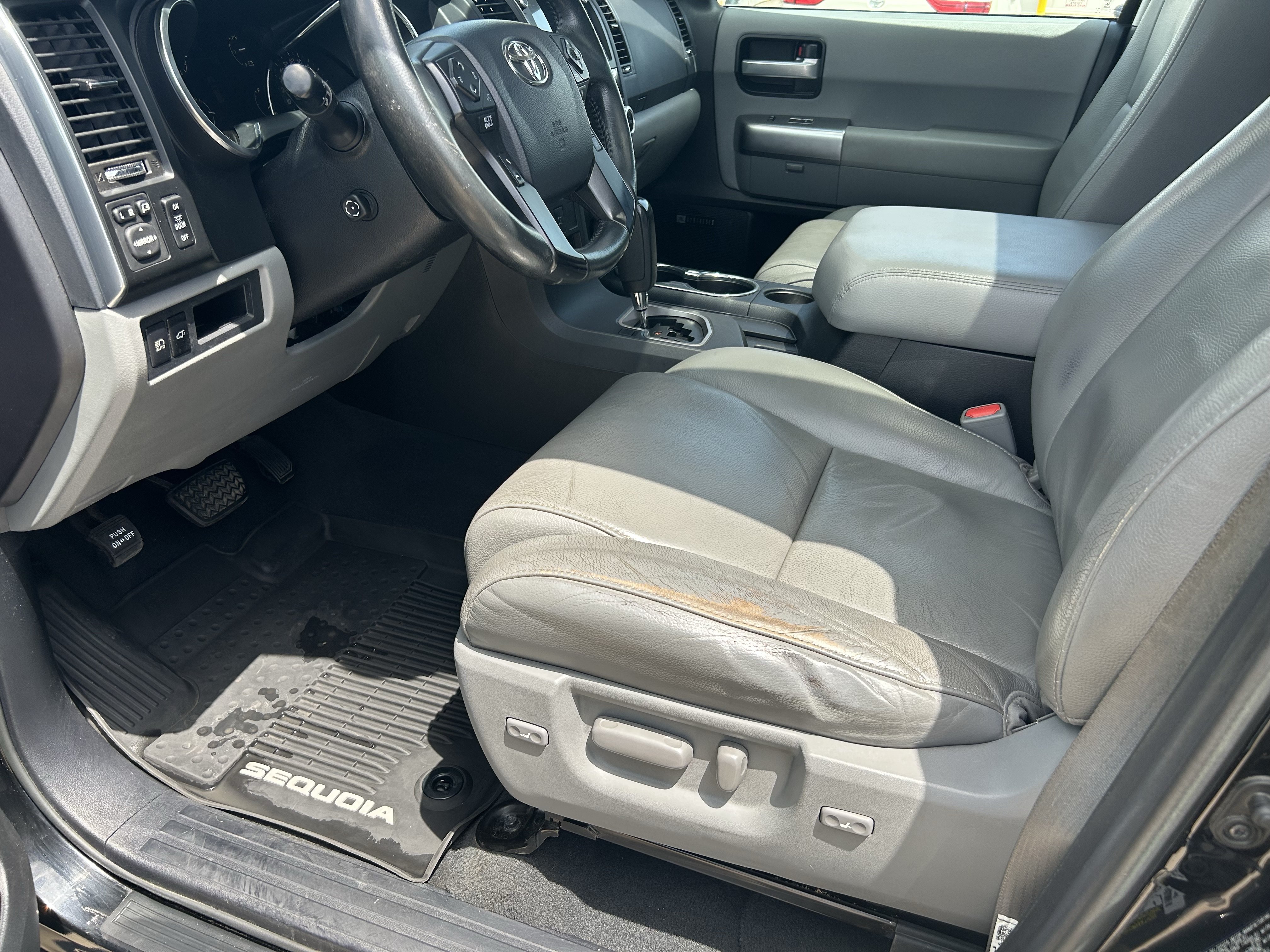 Certified 2020 Toyota Sequoia Limited w/ Safety & Convenience Package AWD/4WD image 13