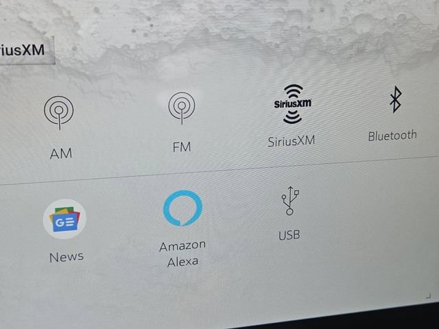 Used 2025 GMC Hummer EV 2X image 4