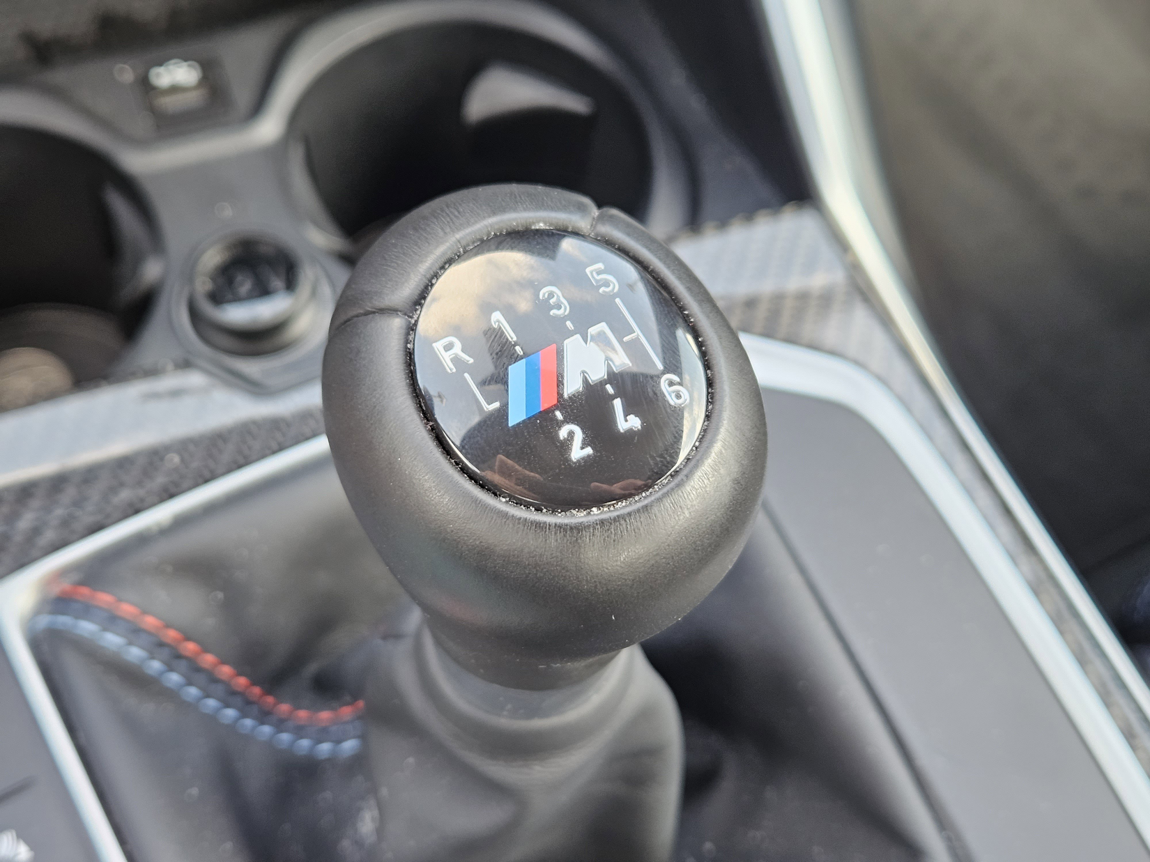 Used 2025 BMW M2 w/ Lighting Package image 23