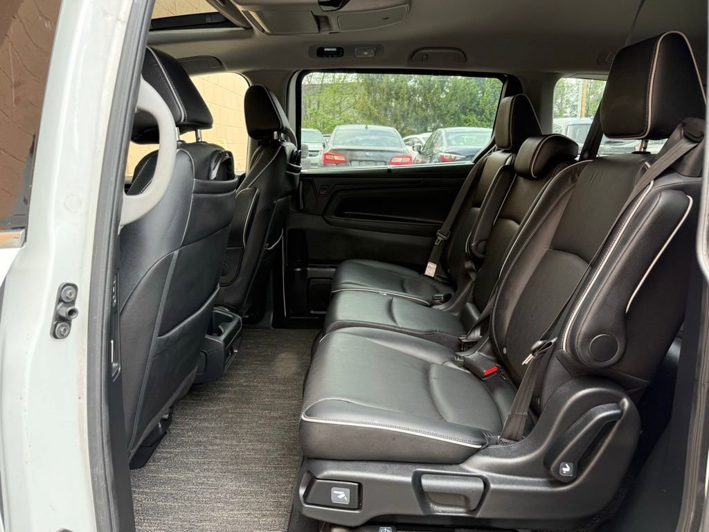 Used 2022 Honda Odyssey Elite image 12