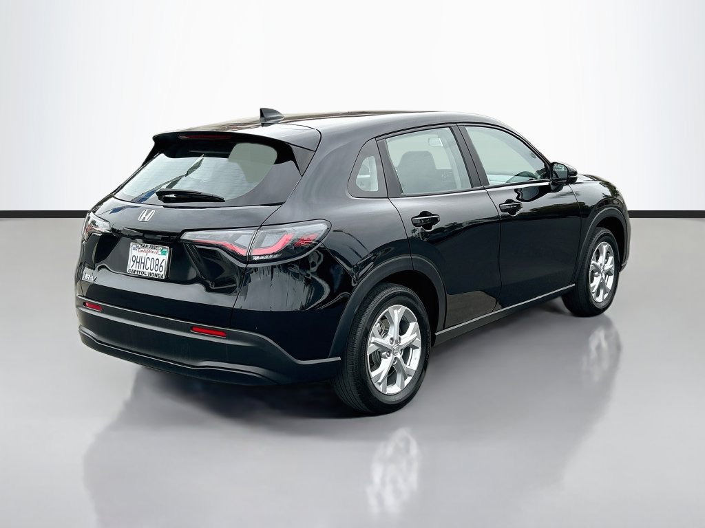 Certified 2024 Honda HR-V LX image 5