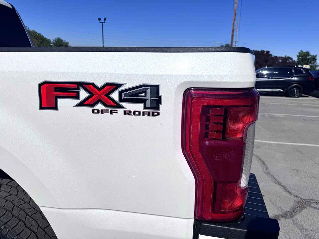 Used 2019 Ford F350 Platinum w/ Platinum Ultimate Package AWD/4WD image 9