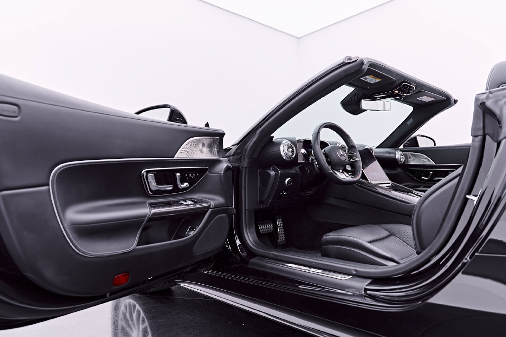Used 2022 Mercedes-Benz SL 63 AMG 4MATIC image 50
