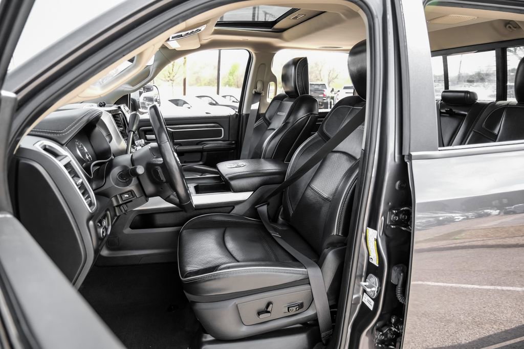 Used 2020 RAM 3500 Laramie image 40