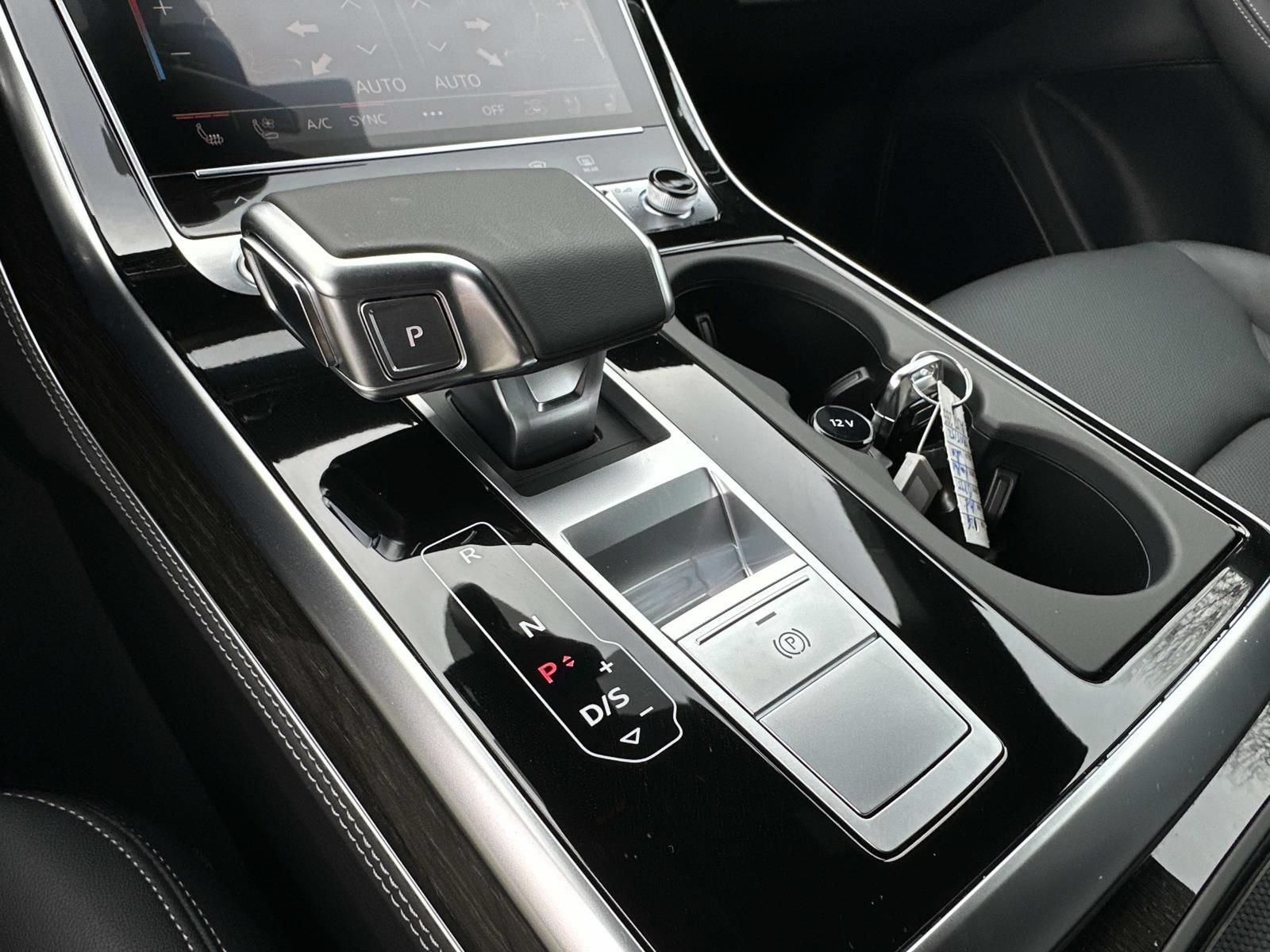 New 2026 Audi Q8 Premium Plus AWD/4WD image 24