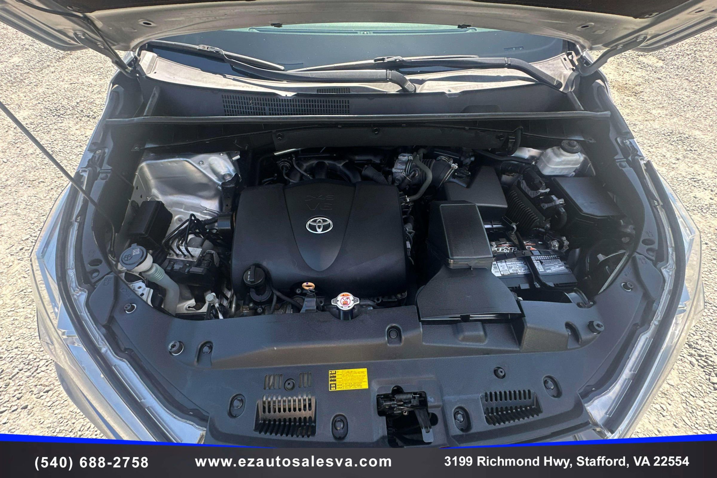 Used 2019 Toyota Highlander XLE AWD/4WD image 12