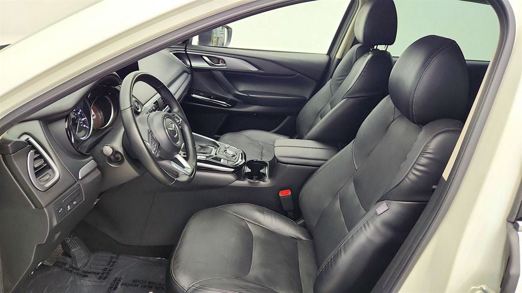 Used 2023 MAZDA CX-9 Touring Plus AWD/4WD image 13