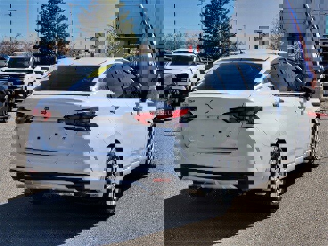 Certified 2024 Nissan Versa S w/ Trunk Package image 3