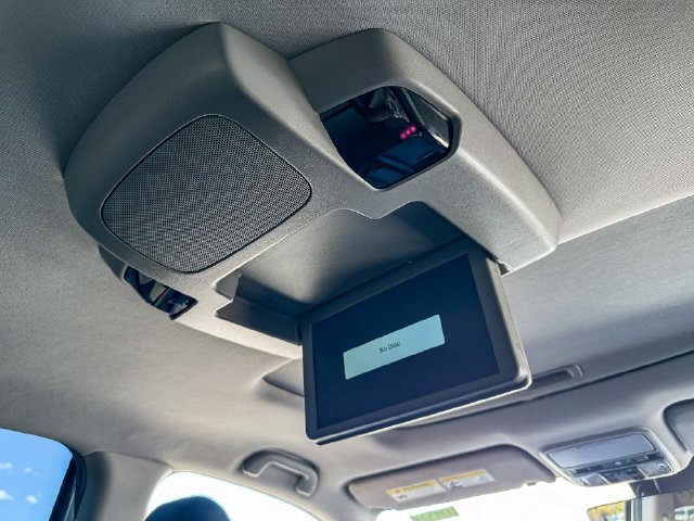 Used 2022 Honda Pilot Touring image 18