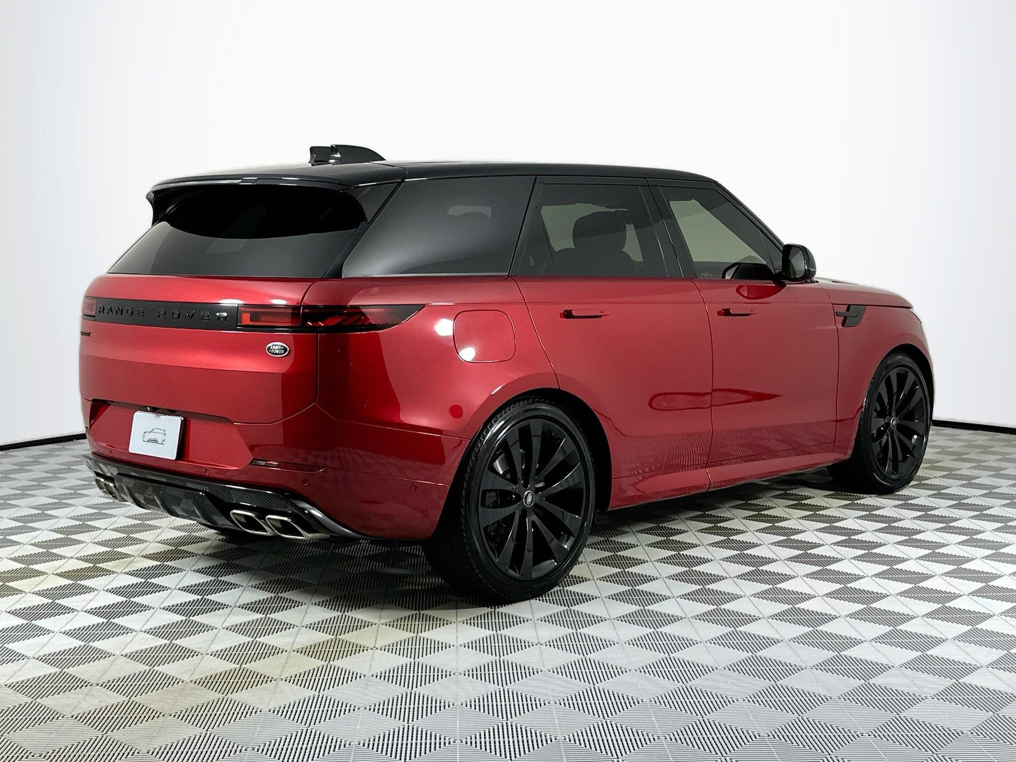 Used 2023 Land Rover Range Rover Sport First Edition image 5