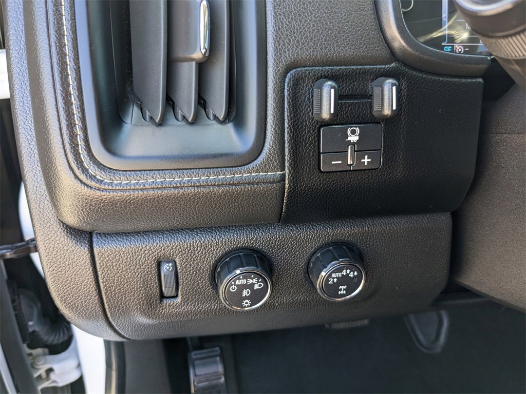 Used 2018 GMC Canyon Denali image 30