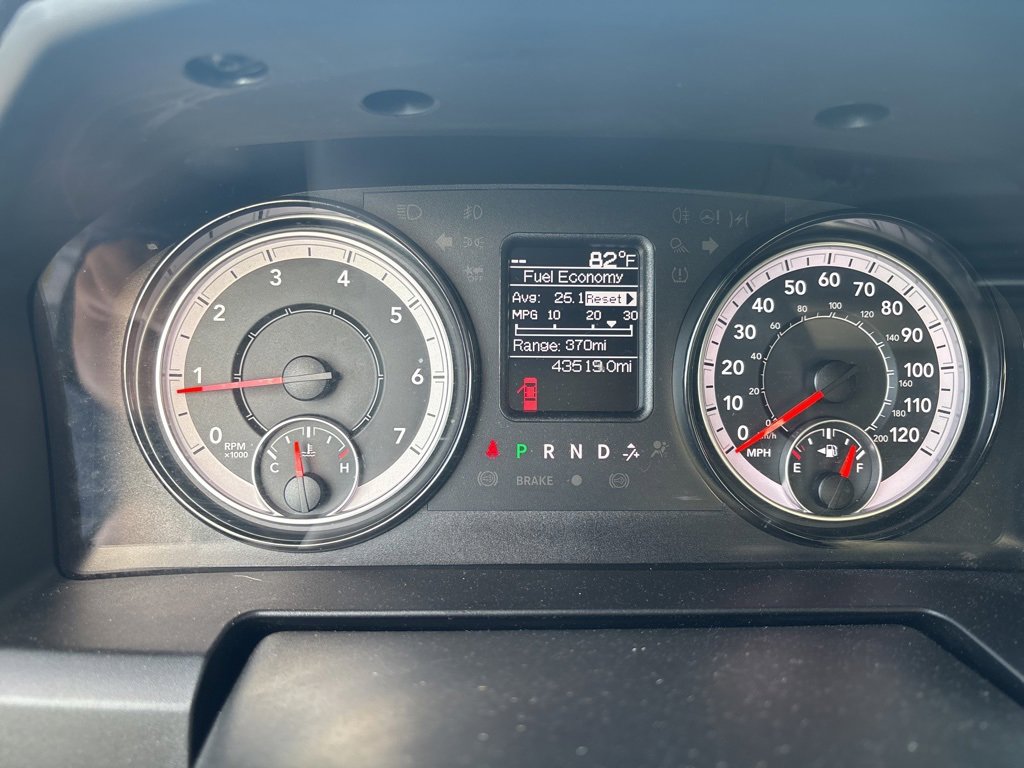 Used 2024 RAM 1500 Classic SLT image 43