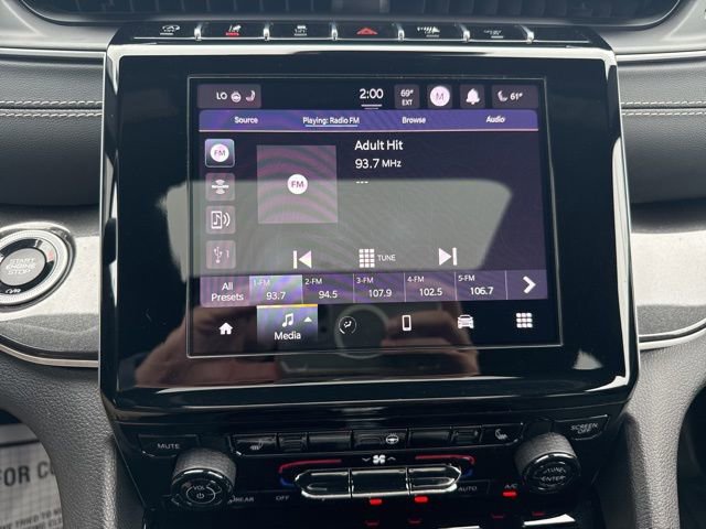 Used 2023 Jeep Grand Cherokee L Laredo image 24