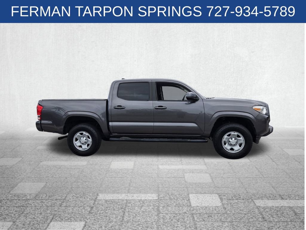 Used 2017 Toyota Tacoma SR image 10