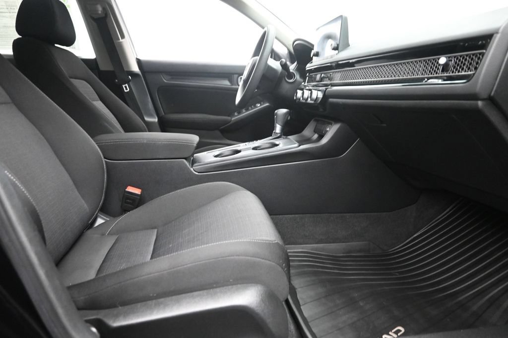 Used 2022 Honda Civic LX image 9