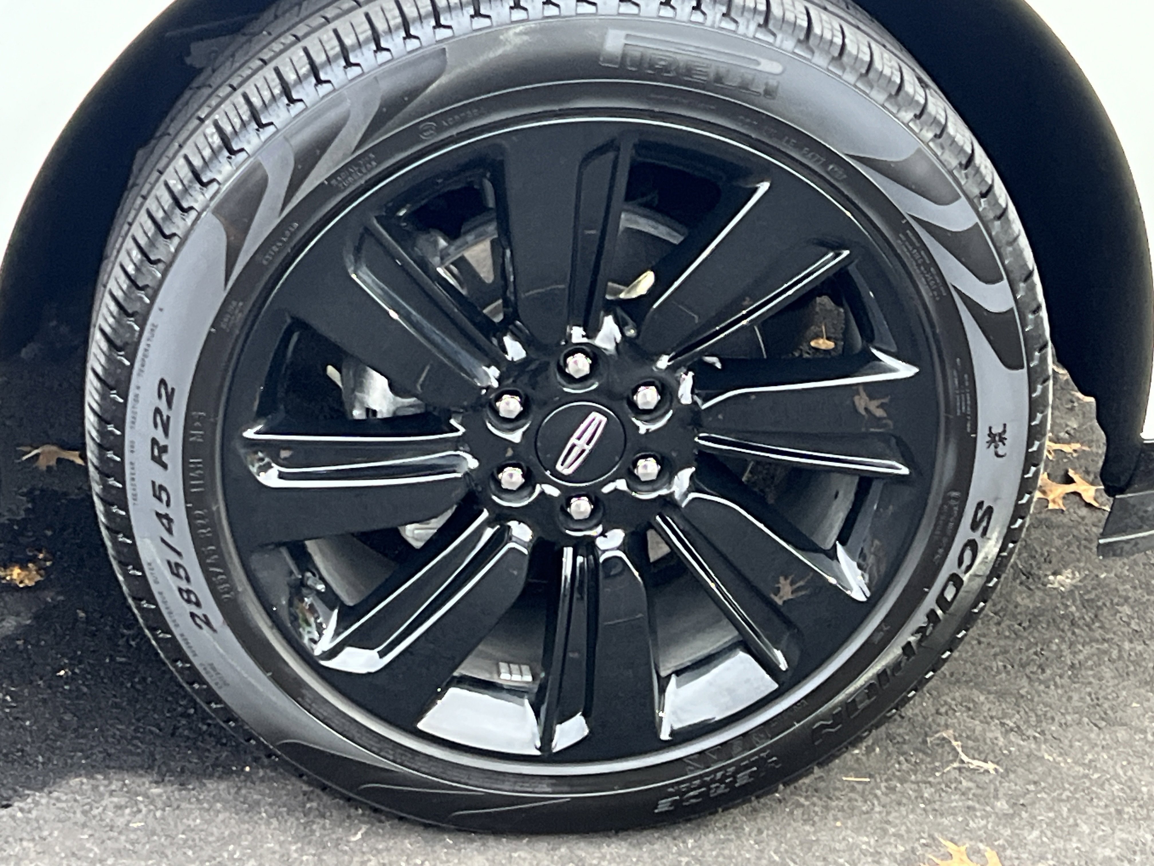 Used 2024 Lincoln Navigator Reserve image 13