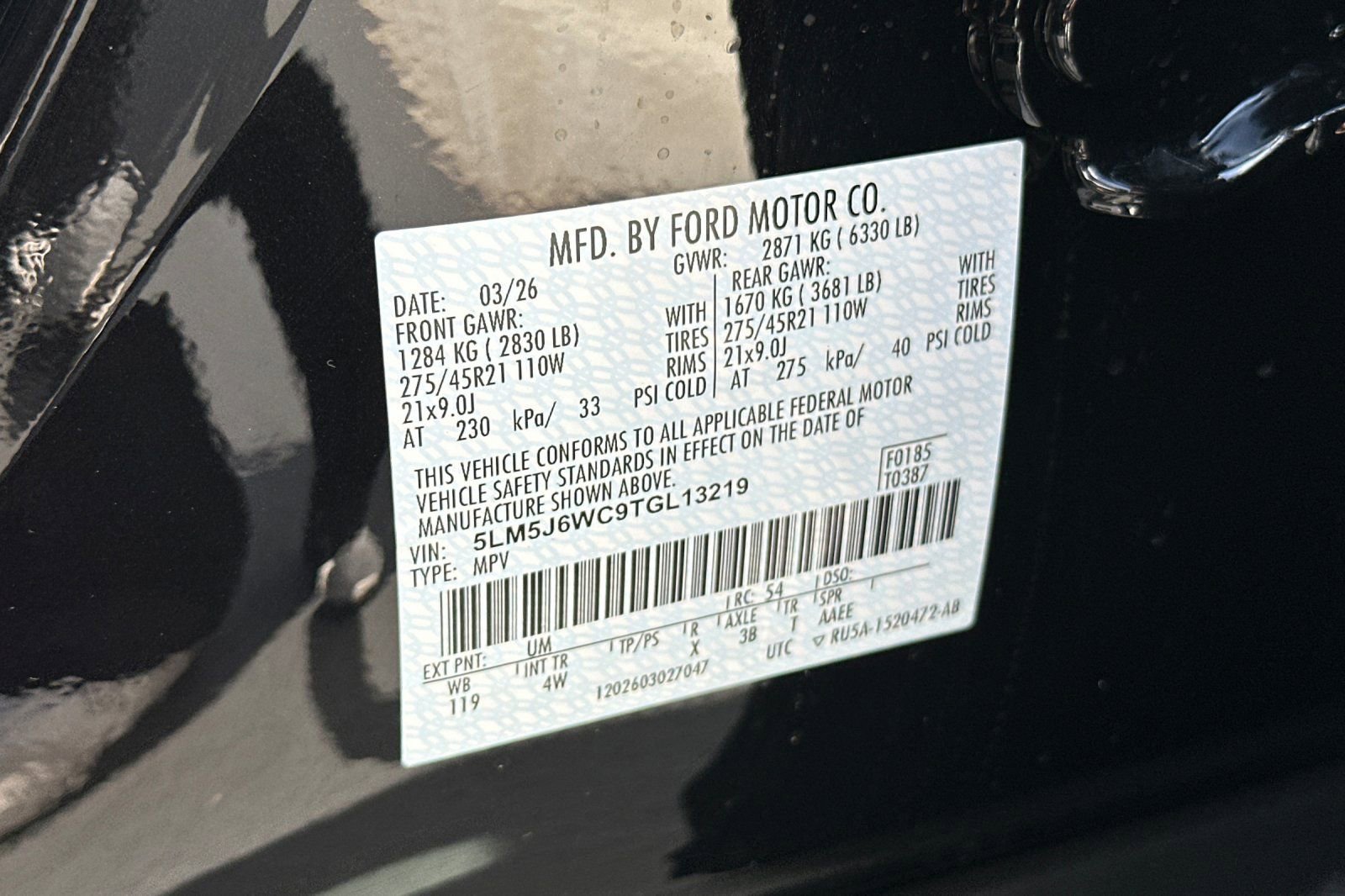 New 2026 Lincoln Aviator 2WD w/ Jet Appearance Package image 29