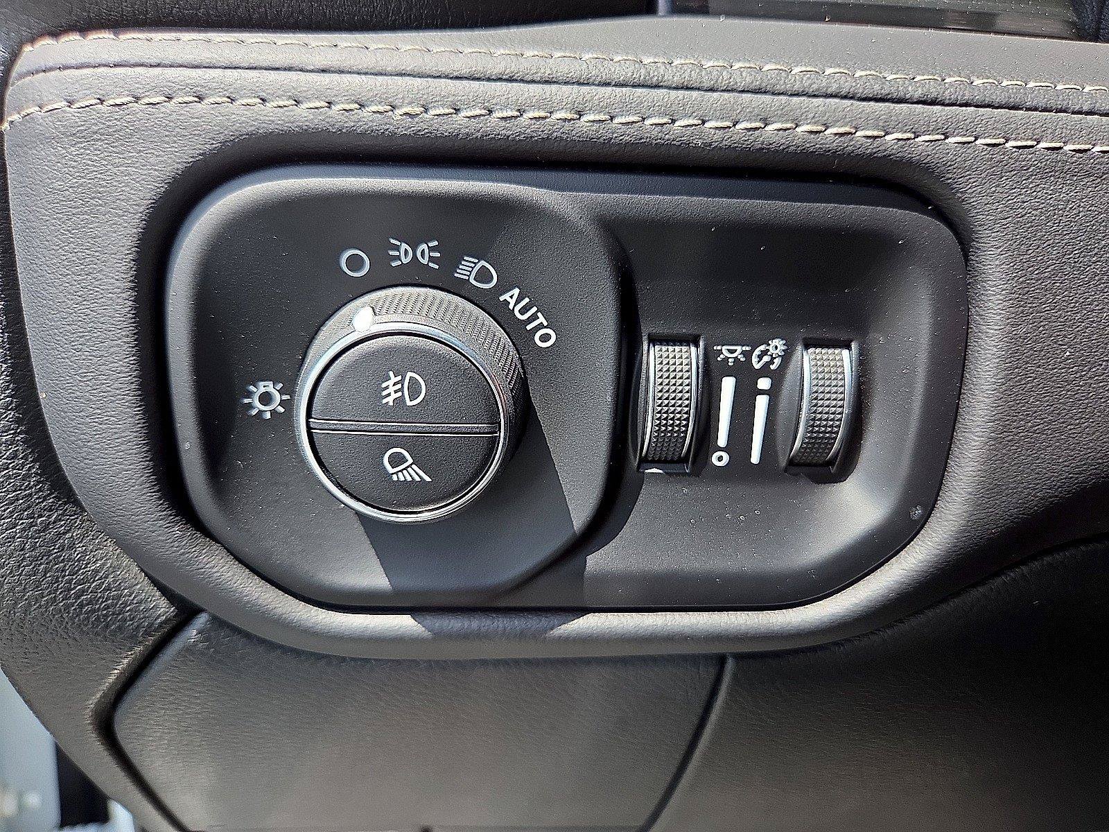 Used 2024 RAM 2500 Limited AWD/4WD image 23
