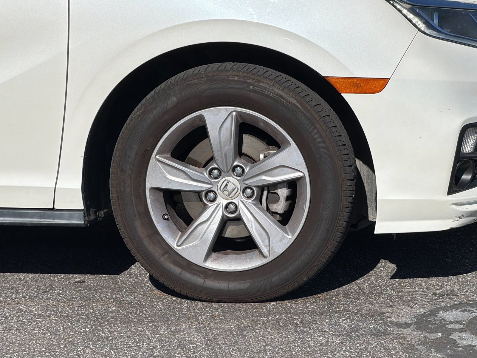 Used 2018 Honda Odyssey EX-L image 26