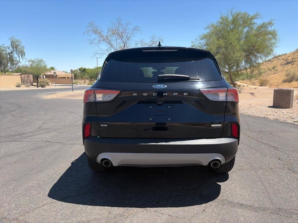 Used 2020 Ford Escape SE FWD image 28