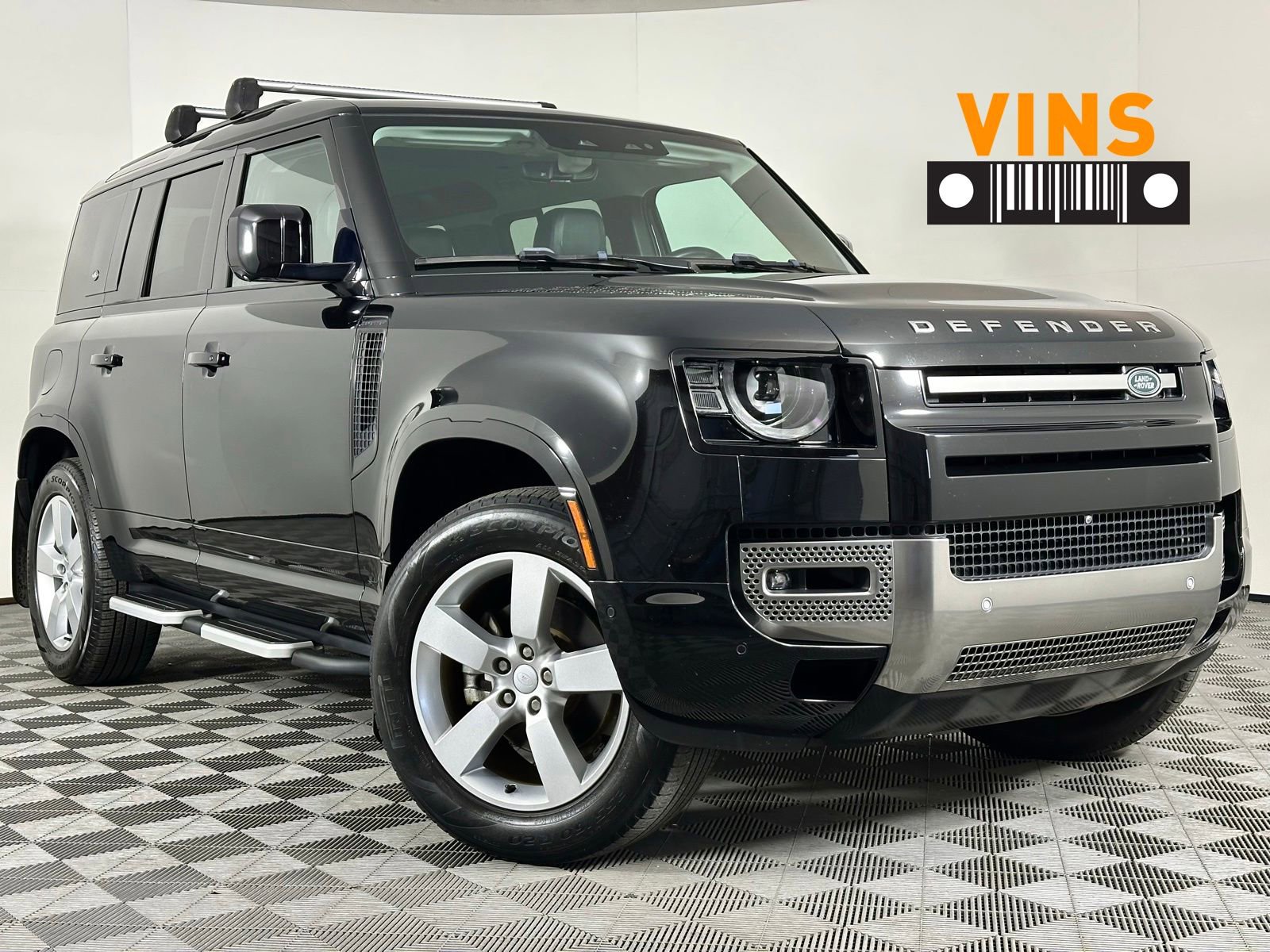 Used 2023 Land Rover Defender 110 S AWD/4WD image 1