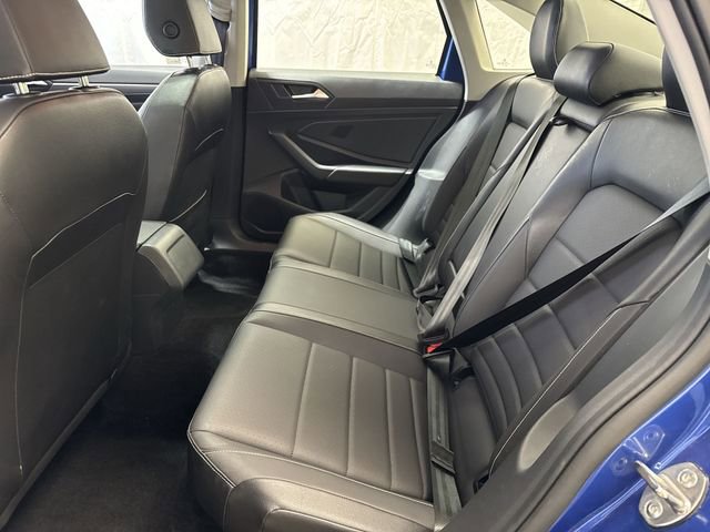 Used 2024 Volkswagen Jetta SE image 13