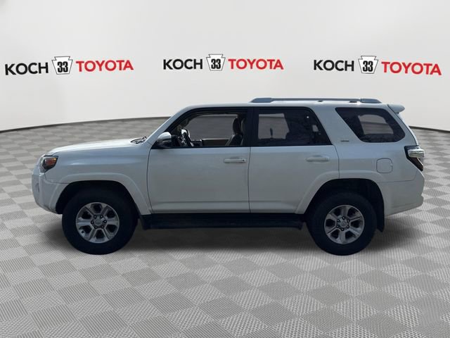 Used 2018 Toyota 4Runner SR5 Premium AWD/4WD image 4