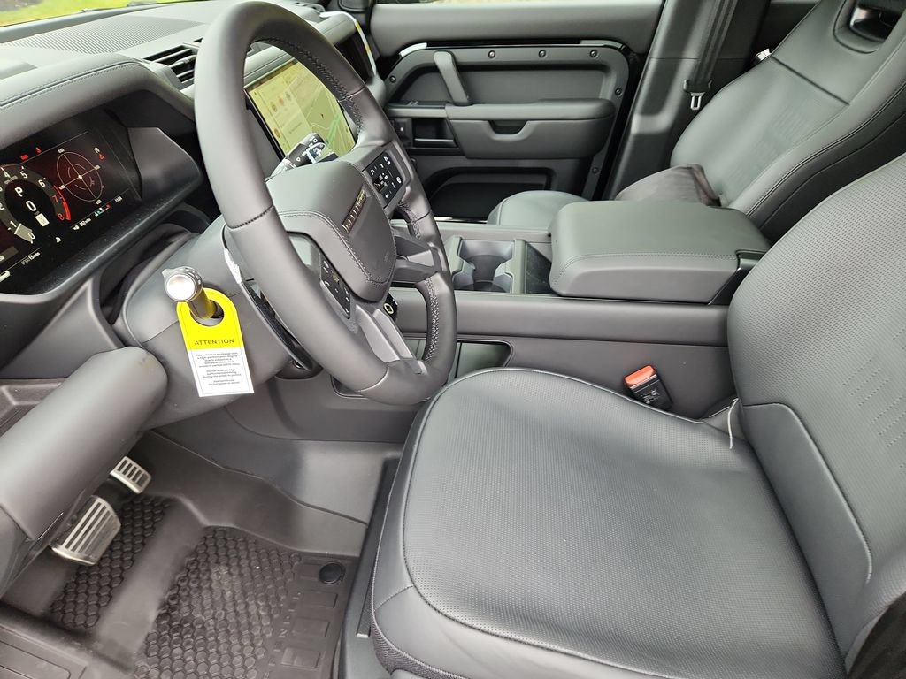 New 2026 Land Rover Defender 110 OCTA AWD/4WD image 21