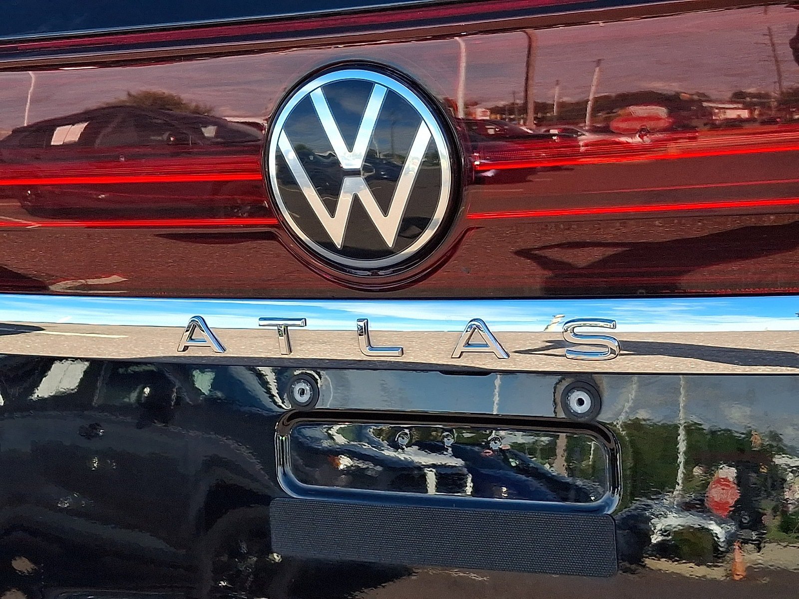 Used 2026 Volkswagen Atlas SE AWD/4WD image 30