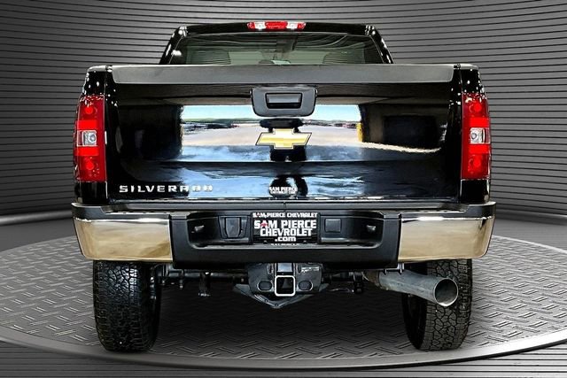 Used 2014 Chevrolet Silverado 2500 W/T w/ Snow Plow Prep Package AWD/4WD image 5