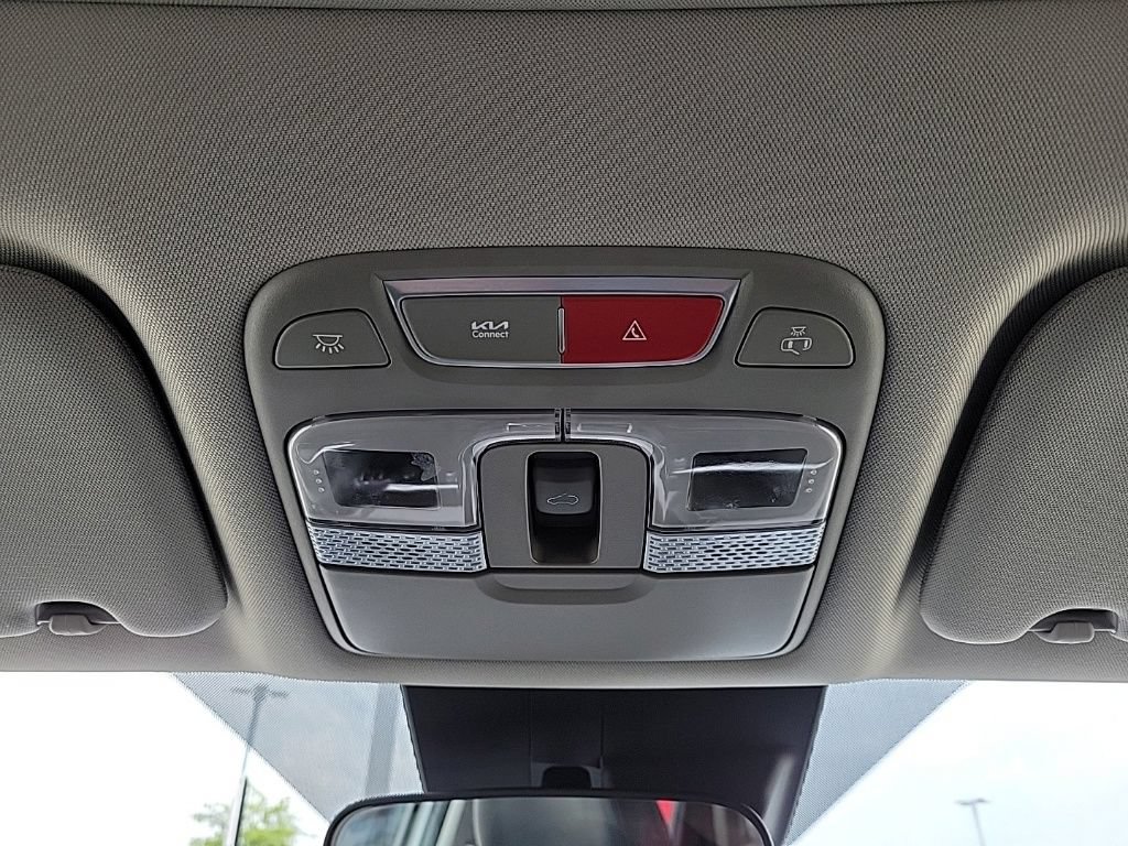 Used 2025 Kia Telluride S AWD/4WD image 34