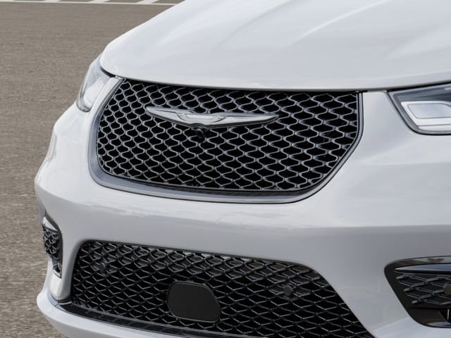 New 2026 Chrysler Pacifica Limited w/ S Appearance Package image 11