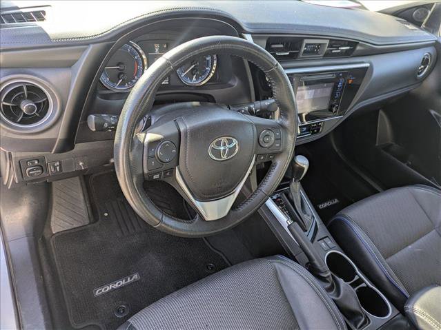 Used 2019 Toyota Corolla SE w/ Carpet Mat Package (TMS) FWD image 10