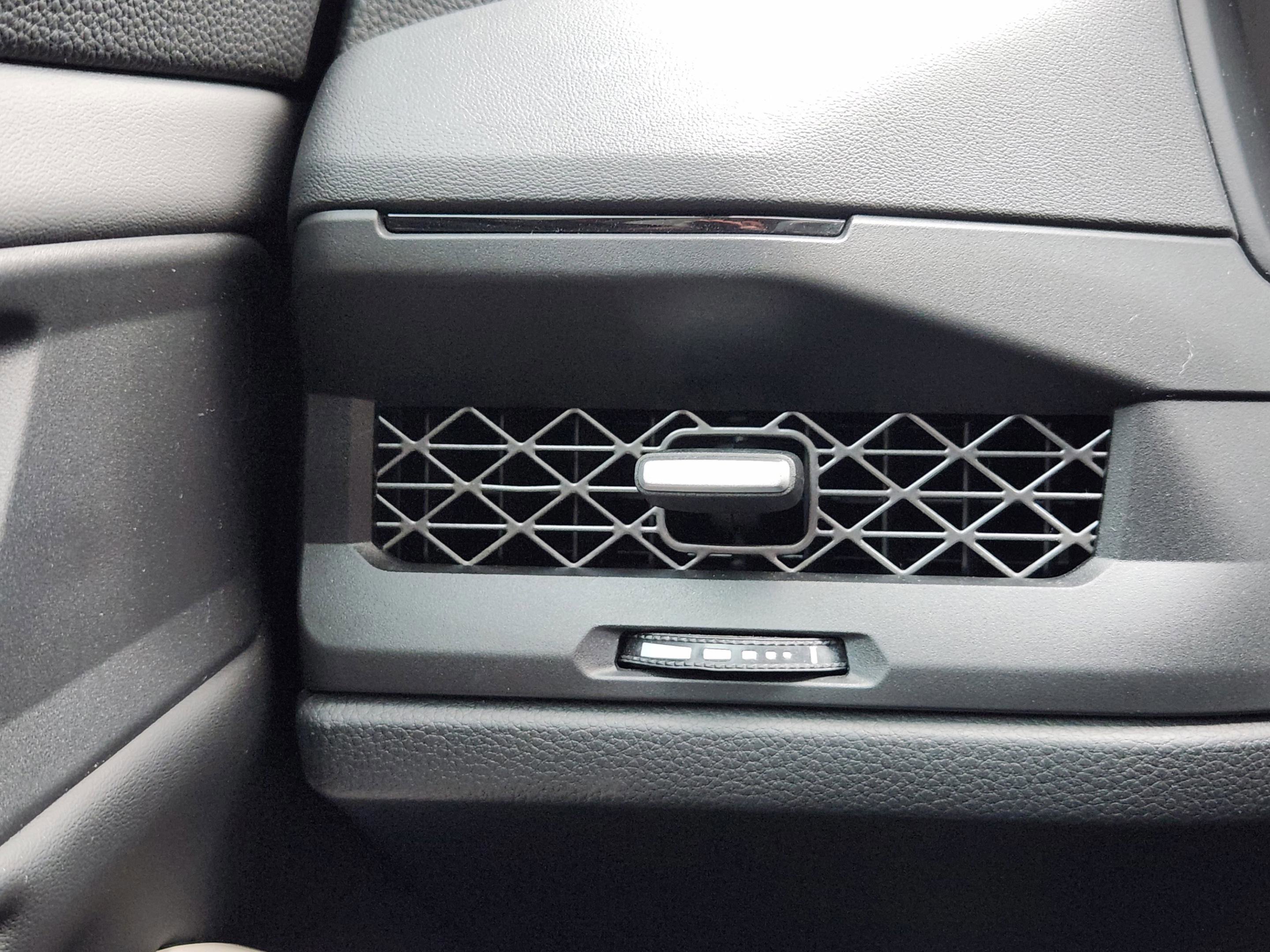 Used 2023 Honda Accord EX image 17