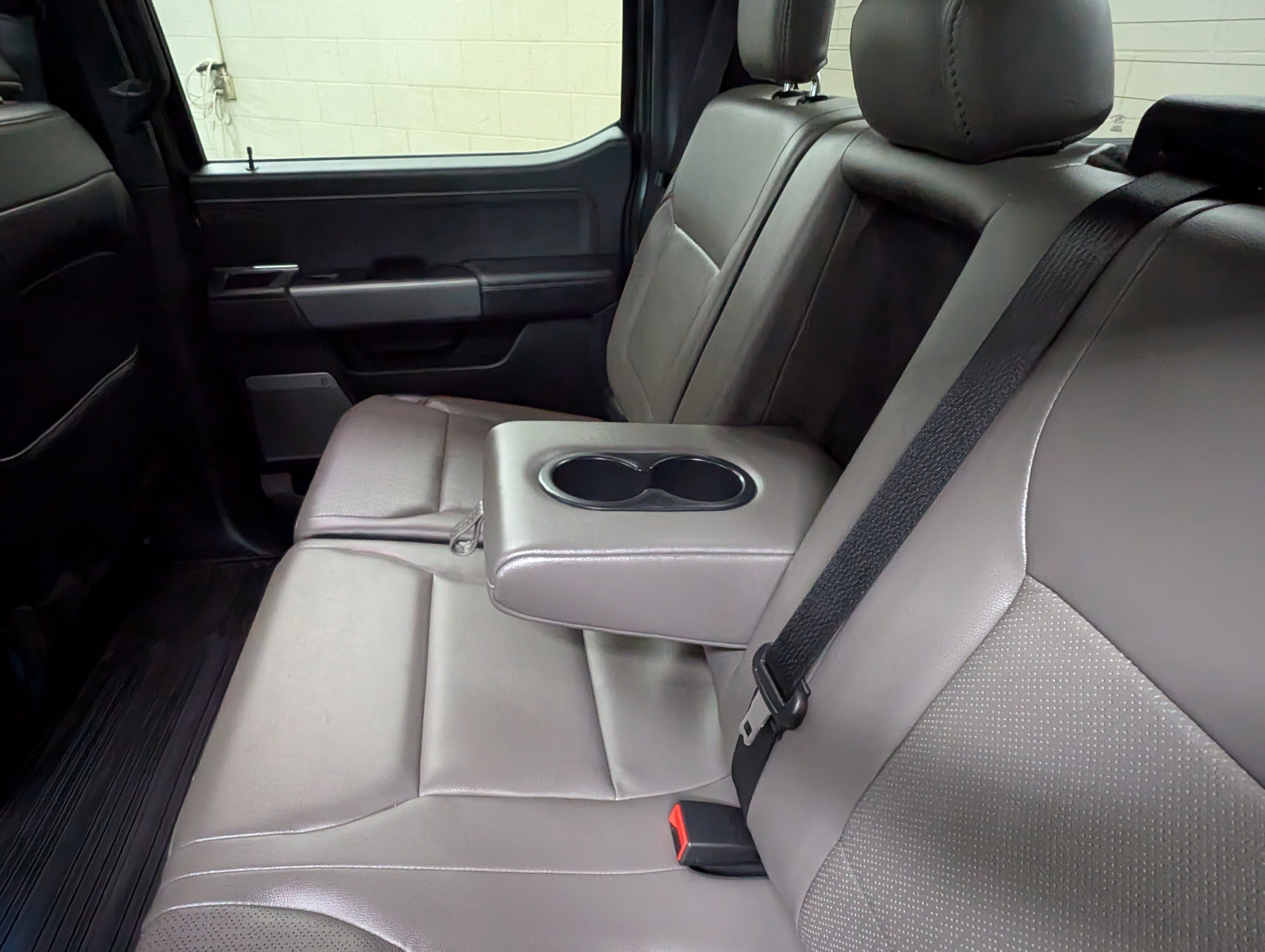 Used 2024 Ford F150 Lariat w/ Tow/Haul Package image 9