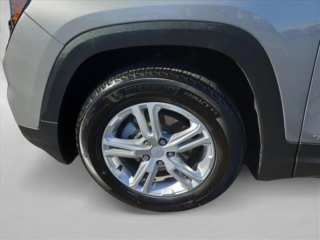 Used 2023 GMC Terrain SLE w/ Driver Convenience Package FWD image 24