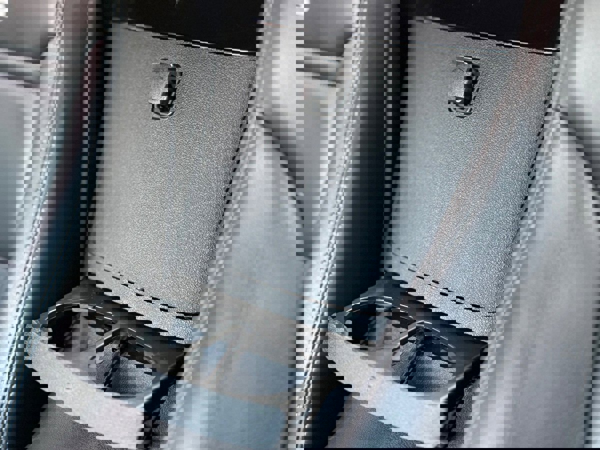 Used 2008 Pontiac Solstice GXP image 28