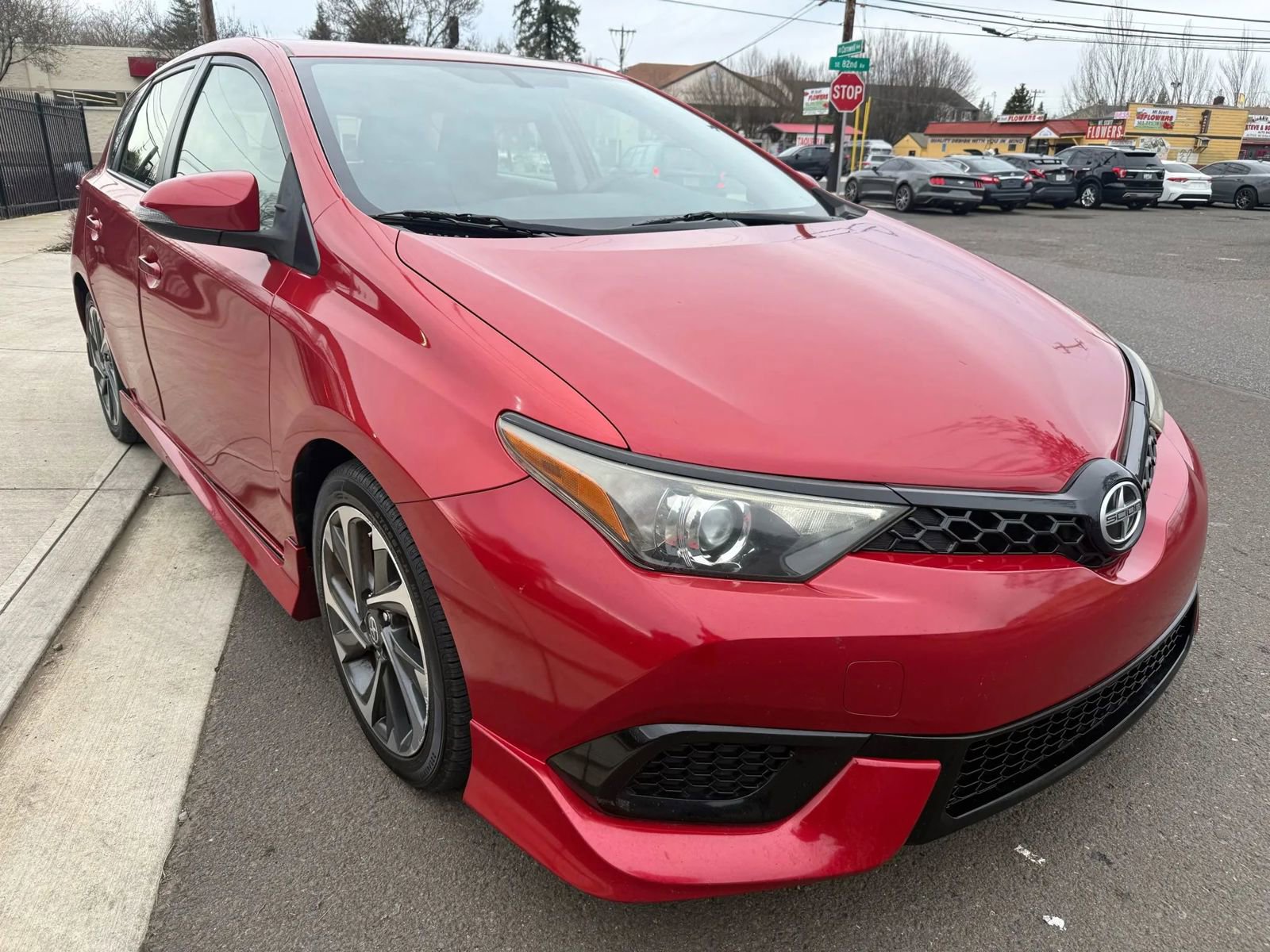 Used 2016 Scion iM image 2