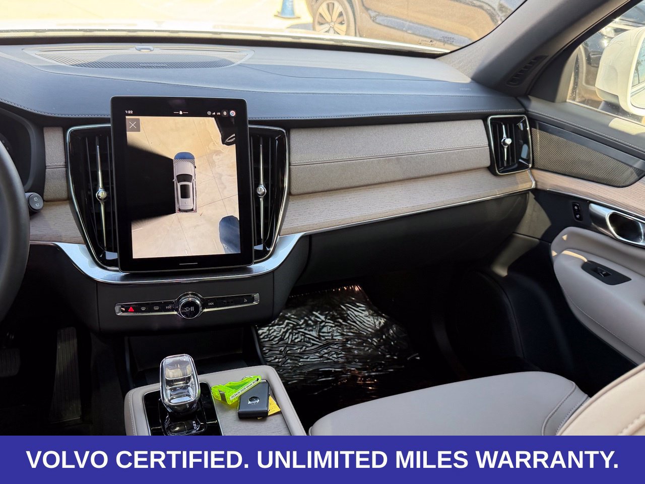 Certified 2026 Volvo XC90 B6 Plus AWD/4WD image 19